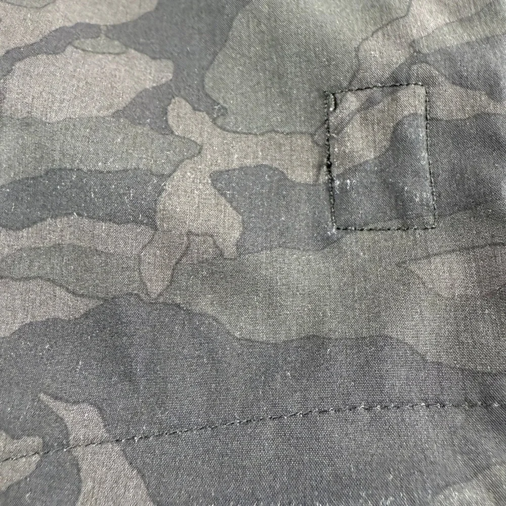 Vuori‎ Camo Full Zip Hooded Lightweight Jacket Trainer Shell Womens Size S